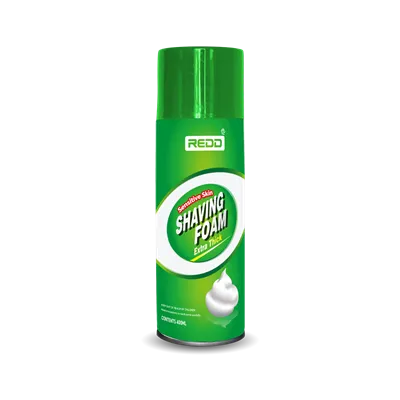 Raser la mousse pour la peau sensible